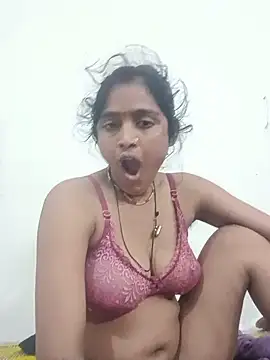 Snapshot of Guriya0076 chatting on June 2026 11:30:02 PM Guriya0076 online show from June 2026 11:30:02 PM