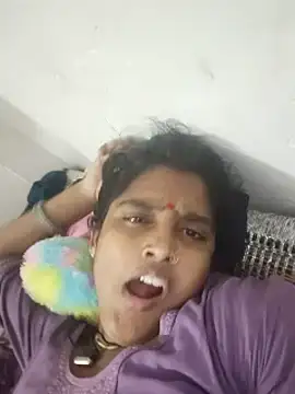 Snapshot of Guriya0076 chatting on July 2026 04:32:02 PM Guriya0076 online show from July 2026 04:32:02 PM