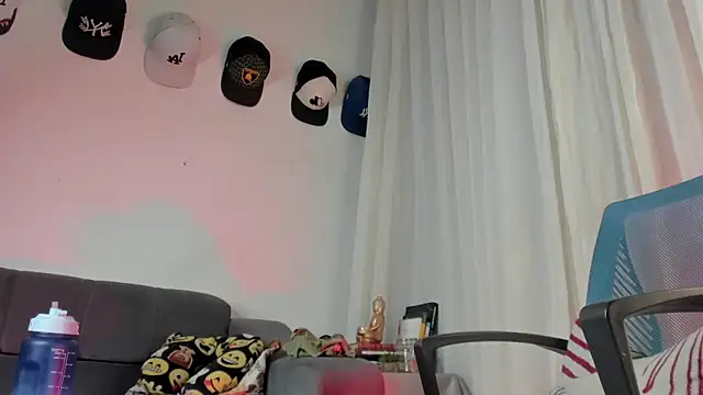 Snapshot of santi_xximo chatting on October 2025 11:16:01 PM santi xximo online show from October 2025 11:16:01 PM