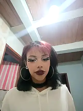 Snapshot of U-Upaaita chatting on February 2026 01:23:02 AM U-Upaaita online show from February 2026 01:23:02 AM