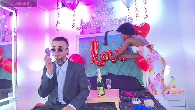 Asha zuri and adam online show from September 2025 01:00:01 PM