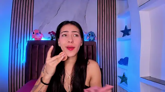 ValkaGrecco online show from November 2025 01:04:01 PM