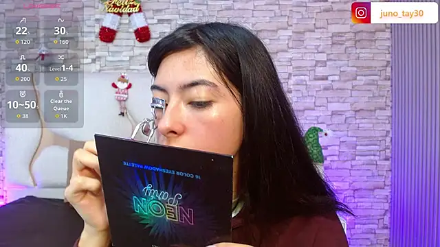 juno tay online show from November 2025 11:36:02 AM