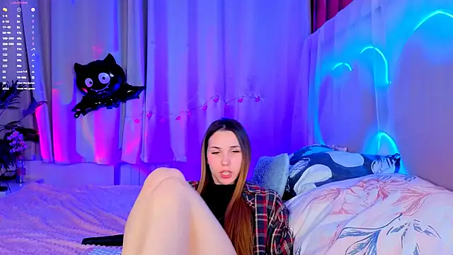 -CindyLou online show from October 2025 08:27:02 PM