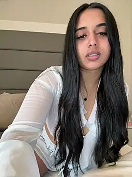 LilMisIndianx online show from January 2026 01:27:01 PM