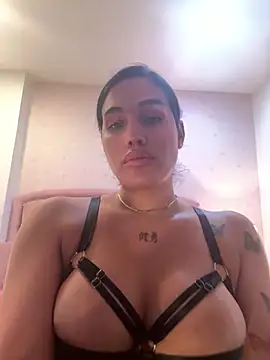 Bella  Wood online show from February 2026 08:54:01 PM