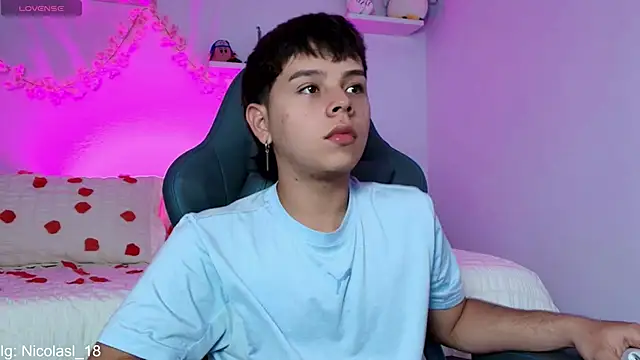 nico leroy online show from February 2026 08:37:01 PM