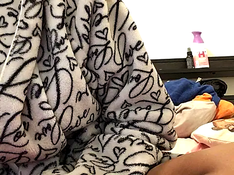 Moxhavix online show from November 2025 08:29:01 PM