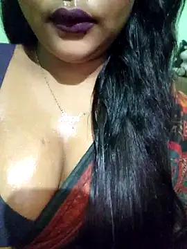 Snapshot of JIYA-04 chatting on May 2026 05:21:02 PM JIYA-04 online show from May 2026 05:21:02 PM