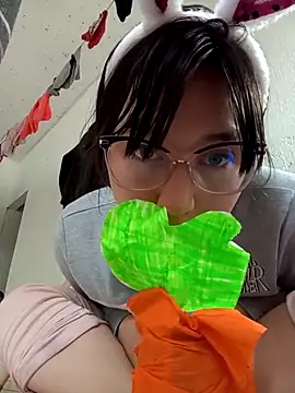 lareinalareinadelanal online show from October 2025 01:51:01 PM