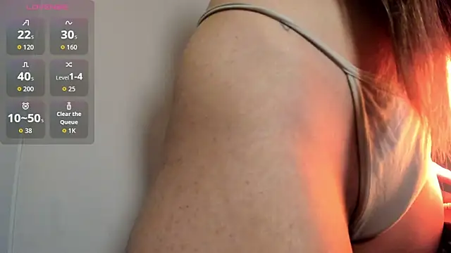 Snapshot of mayaamor chatting on February 2026 04:33:01 AM mayaamor online show from February 2026 04:33:01 AM