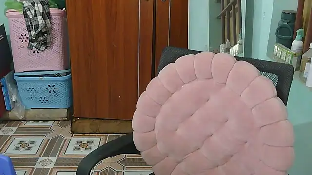 Uhem112 online show from September 2025 01:09:01 AM