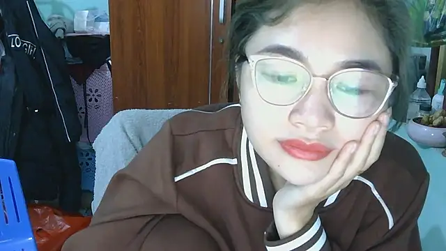 Uhem112 online show from January 2026 03:54:01 AM