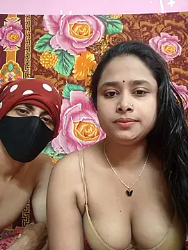 Seducing couple online show from November 2025 04:15:01 AM