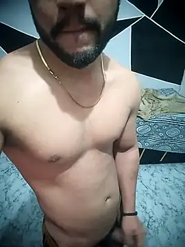 Kartikkartik8595 online show from February 2026 11:58:02 AM