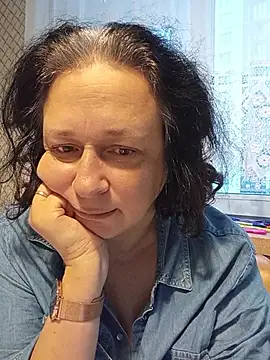 LedyVenera online show from November 2025 05:38:01 AM