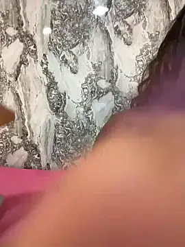 MiiaaCollinss online show from September 2025 02:40:02 PM