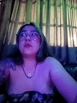 Snapshot of Dulcedeanis chatting on November 2025 05:34:01 AM Dulcedeanis online show from November 2025 05:34:01 AM