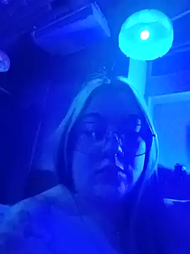Snapshot of Dulcedeanis chatting on January 2026 04:40:02 AM Dulcedeanis online show from January 2026 04:40:02 AM