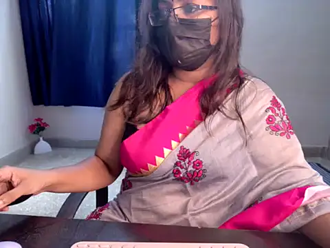 Snapshot of Anjalistar chatting on September 2025 03:33:02 AM Anjalistar online show from September 2025 03:33:02 AM