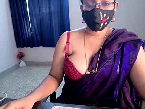 Snapshot of Anjalistar chatting on November 2025 03:20:02 AM Anjalistar online show from November 2025 03:20:02 AM