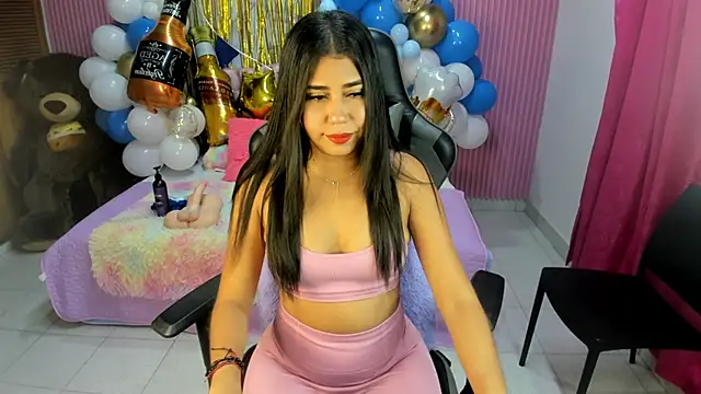 Mindy 19 online show from September 2025 10:51:01 AM