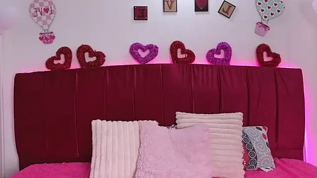 cuteeimy online show from February 2026 05:53:02 PM