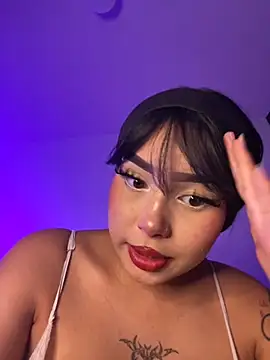 lucialauper  online show from October 2025 02:25:02 AM