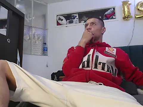 Snapshot of man_porn13 chatting on November 2025 06:07:02 PM man porn13 online show from November 2025 06:07:02 PM