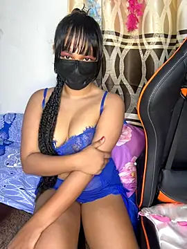 Ariana  Marie online show from November 2025 10:59:02 PM