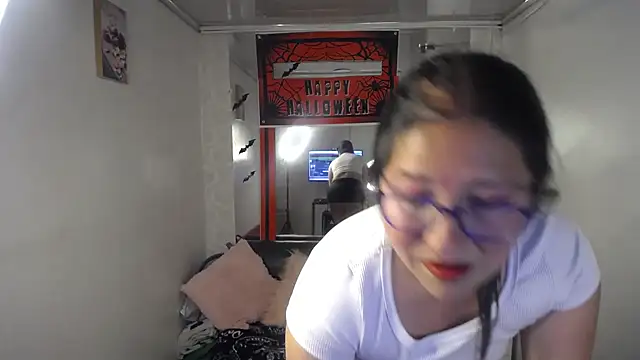 Snapshot of scarlett_widow_ chatting on October 2025 02:56:01 AM scarlett widow online show from October 2025 02:56:01 AM