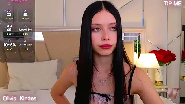 Snapshot of Olivia_Kindes chatting on October 2025 05:02:02 PM Olivia Kindes online show from October 2025 05:02:02 PM