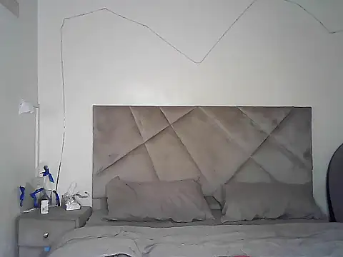 Snapshot of mrlolimirass chatting on September 2025 06:09:01 PM mrlolimirass online show from September 2025 06:09:01 PM