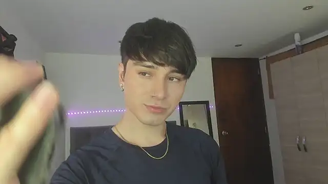 stevve 14 online show from November 2025 03:50:01 AM