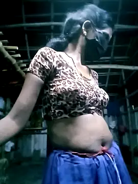 Snapshot of Tamilauntyhot chatting on September 2025 02:10:01 PM Tamilauntyhot online show from September 2025 02:10:01 PM