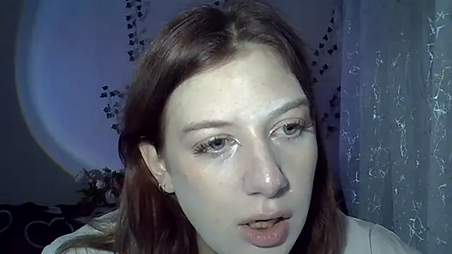 Snapshot of Lily_Ember chatting on November 2025 06:30:01 PM Lily Ember online show from November 2025 06:30:01 PM