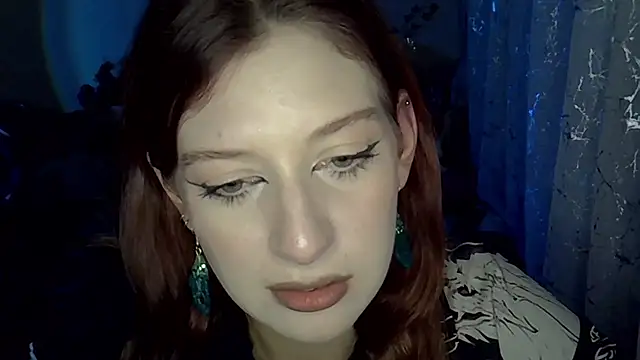 Snapshot of Lily_Ember chatting on November 2025 06:08:01 PM Lily Ember online show from November 2025 06:08:01 PM