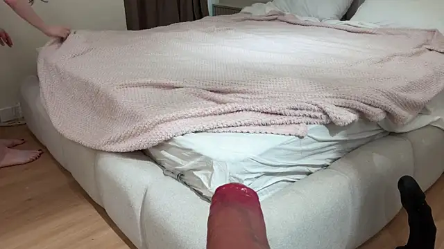 Snapshot of Kelly_Berry__ chatting on September 2025 08:49:02 AM Kelly Berry   online show from September 2025 08:49:02 AM