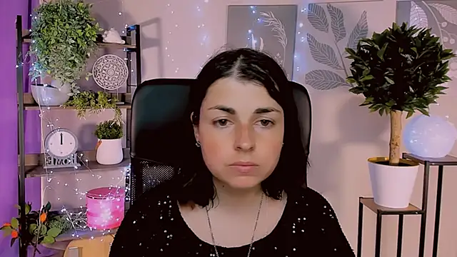 Snapshot of MartaEdams chatting on May 2026 06:30:02 AM MartaEdams online show from May 2026 06:30:02 AM