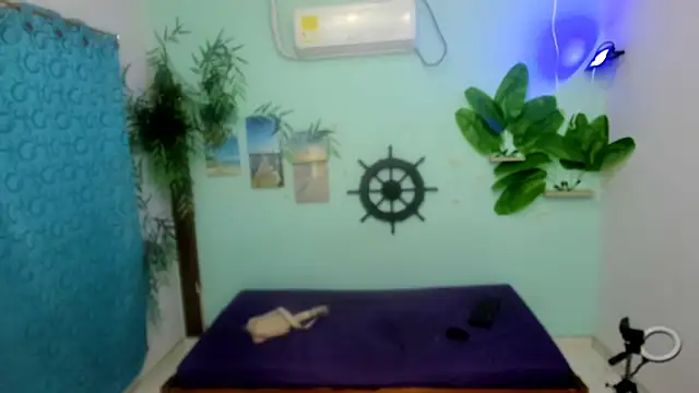 eladyrous98 online show from February 2026 01:32:02 PM