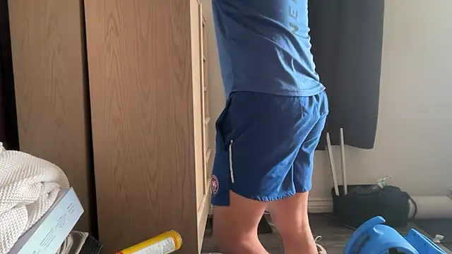 kSwisssxxx online show from December 2025 10:18:02 PM