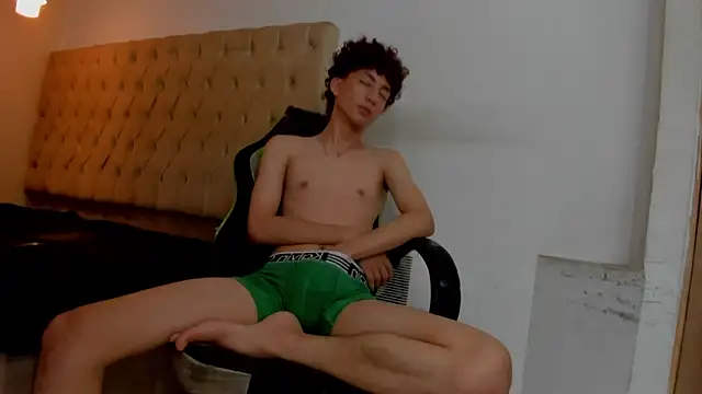 Darkknightx01 online show from February 2026 09:01:02 AM