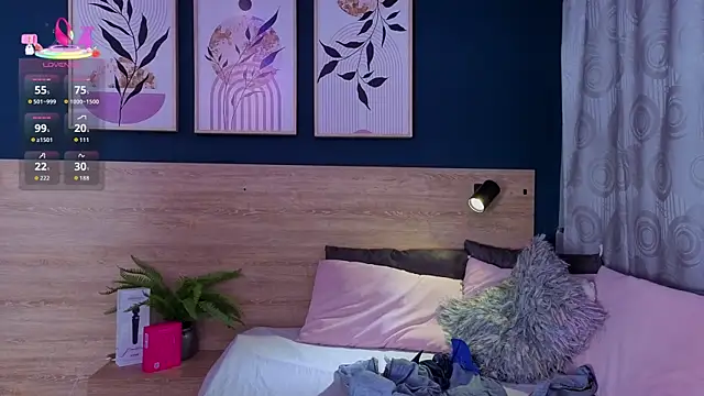 SarahMiler  online show from February 2026 11:51:01 AM