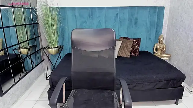 VictoriaaBlair online show from February 2026 07:24:02 PM