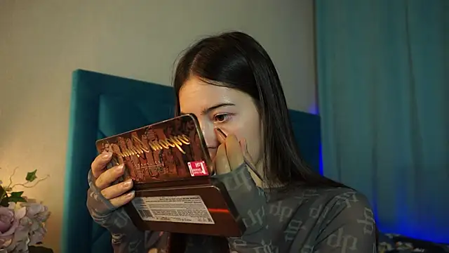 Snapshot of ywixos chatting on September 2025 01:13:02 PM ywixos online show from September 2025 01:13:02 PM