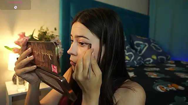 Snapshot of ywixos chatting on October 2025 01:52:01 PM ywixos online show from October 2025 01:52:01 PM