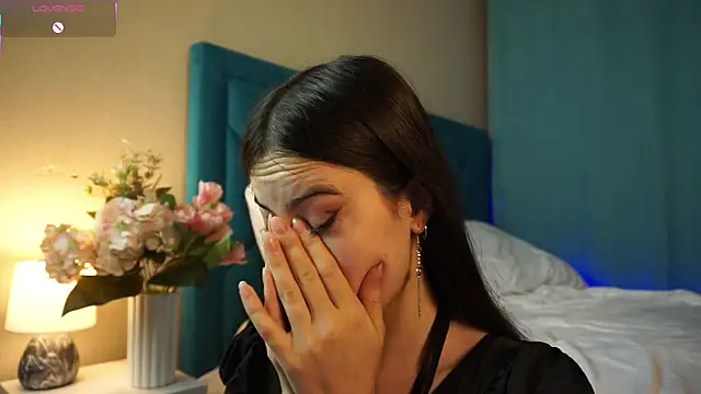 Snapshot of ywixos chatting on November 2025 01:33:02 PM ywixos online show from November 2025 01:33:02 PM