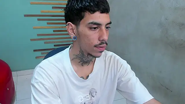 Snapshot of jharol_cardonaa chatting on October 2025 01:30:01 PM jharol cardonaa online show from October 2025 01:30:01 PM