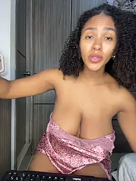 Mia sweet80 online show from December 2025 09:52:01 PM