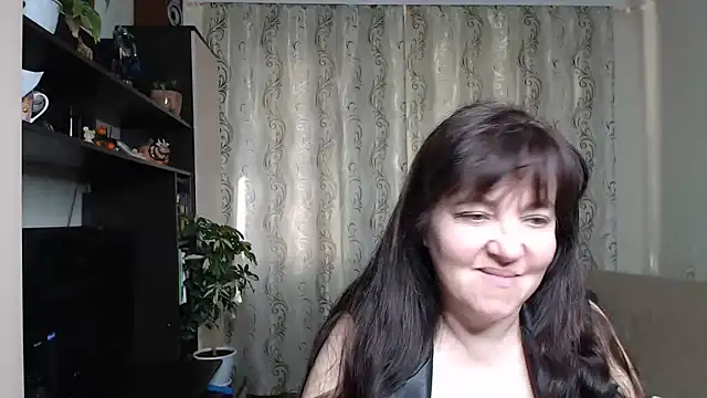 Snapshot of Illusionq chatting on October 2025 09:39:02 AM Illusionq online show from October 2025 09:39:02 AM